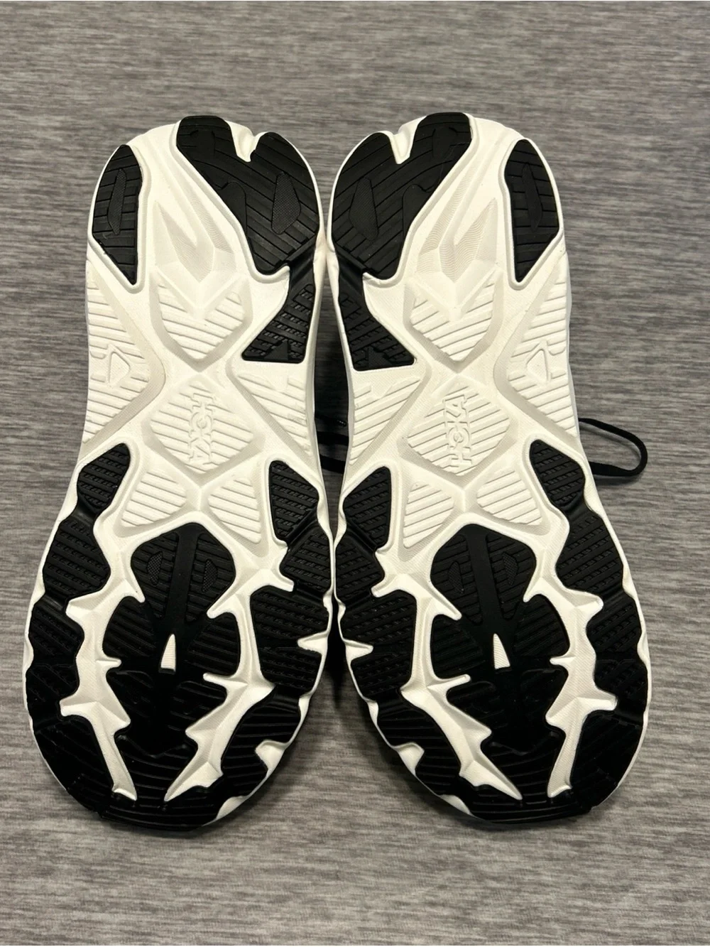 Hoka arahi men